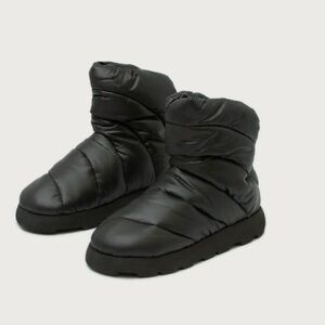 Piumestudio Luna Puffer Winter Boots Black Size 9.5 NWT
